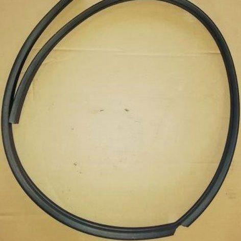 NISSAN 1400 Window channel rubber 1pc