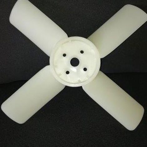 NISSAN 1400 Fan blade