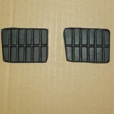 NISSAN 1400 Brake & clutch pedal rubber set